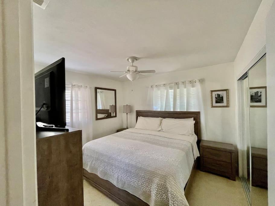 Hébergement de vacances Rowena House 2bd Den 2bth Heated Pool Near Siesta Key *